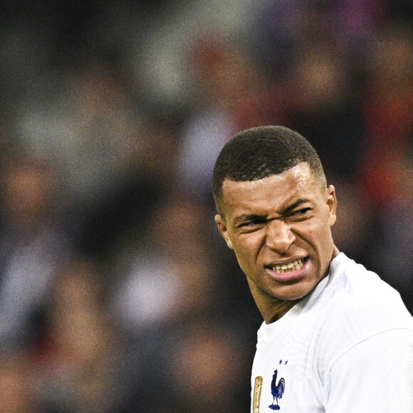 Kylian MBappe (Fra) - L'équipe de France bat l'Afrique du Sud 5 à 0 lors d'un match amical au stade Pierre Mauroy à Villeneuve d'Ascq le 29 mars 2022. © JB Autissier /Panoramic/Bestimage