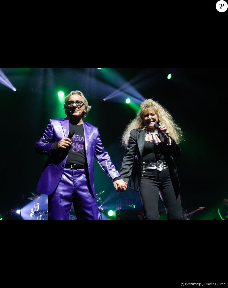 Peter et Sloane - Showcase pour l'avant-première du film "Stars 80, la suite" à l'Olympia de Paris, le 5 décembre 2017. © Coadic Guirec/Bestimage