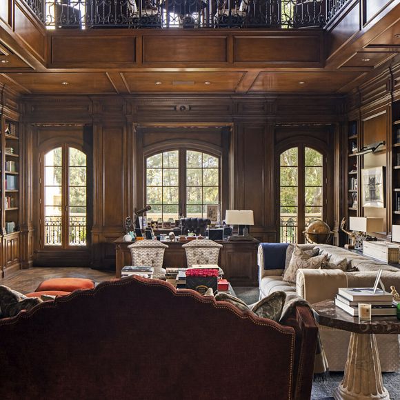 Mark Wahlberg vend son château à Los Angeles pour 87.5 millions de dollars. 