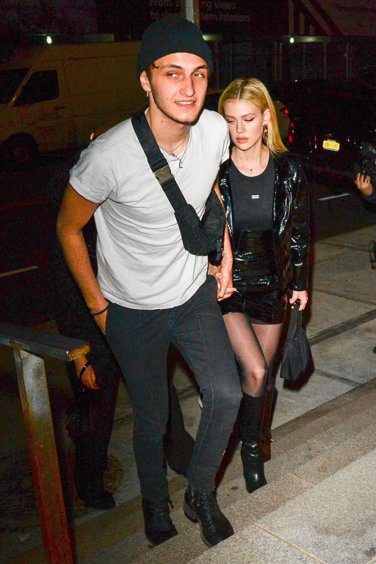 Photo : Anwar Hadid et sa compagne Nicola Peltz - 23e anniversaire de G ...