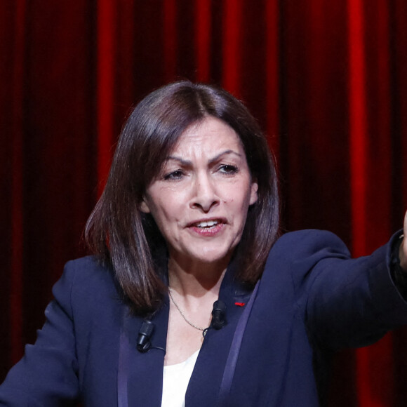 Meeting de Anne Hidalgo, candidate du parti socialiste à l'élection présidentielle, au Cirque d'Hiver à Paris le 3 avril 2022