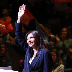 Meeting de Anne Hidalgo, candidate du parti socialiste à l'élection présidentielle, au Cirque d'Hiver à Paris le 3 avril 2022