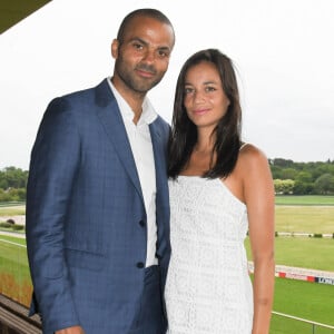 Tony Parker et sa compagne Alizé Lim - Tony Parker devient l'ambassadeur des courses hippiques en France et lance une série sur la chaine Equidia à l'Hippodrome Paris Longchamp. © Coadic Guirec / Bestimage