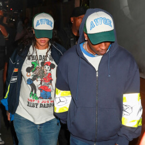Rihanna (enceinte) et son compagnon ASAP Rocky sont allés dîner au restaurant Craig à West Hollywood. Le 1er avril 2022 