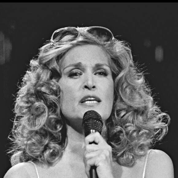 Dalida dans l'émission "Le Palmarès de la chanson"