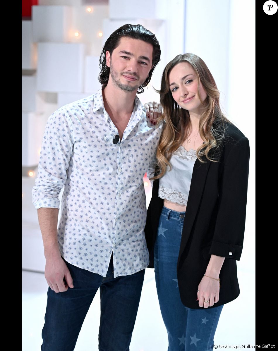 Ichem Bougheraba Emma Smet Couple Emma Smet en couple avec Kylian Mbappé ? L'actrice s'agace : "Je n'ai pas à  me justifier" - Purepeople