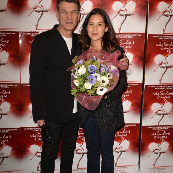 Marc Lavoine et sa compagne Line Papin au photocall de la générale de presse du spectacle musicale "Les Souliers Rouges" aux Folies Bergères à Paris, France, le 4 février 2020. © Veeren/Bestimage 