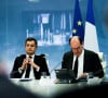 Gérald Darmanin, ministre de l'Intérieur, et Jean Castex, Premier ministre lors de la cellule de crise sur l'accueil des réfugiés ukrainiens en France au ministère de l'intérieur hôtel de Beauvau, à Paris, France, le 22 mars 2022.