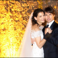 Tom Cruise et son mariage avec Katie Holmes : robe de créateur, château en Italie et pluie de stars