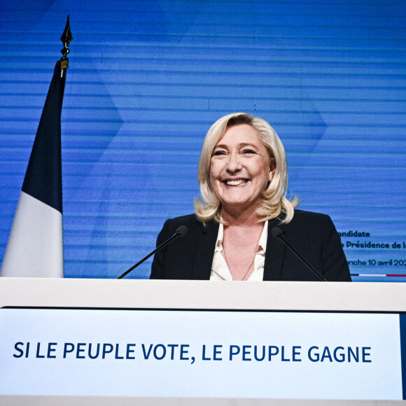 Marine Le Pen , Rassemblement National (RN) (23,6% et qualifiée pour le second tour) à son QG lors du premier tour des élections présidentielles, à Paris le 10 avril 2022. © JB Autissier / Panoramic / Bestimage 