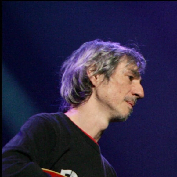 Louis Bertignac et Carla Bruni - Concert Homéopathie sans Frontières au Zénith à Paris