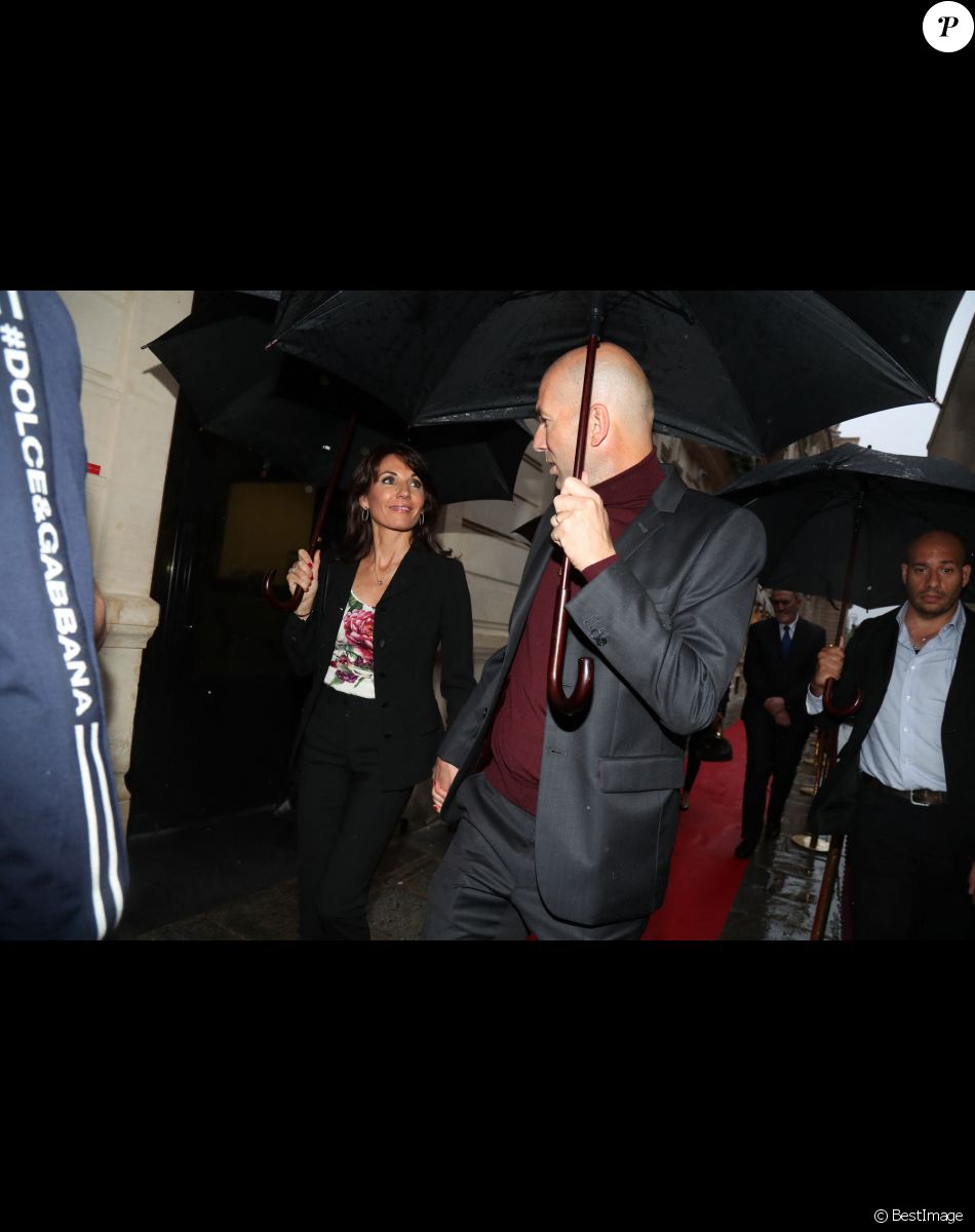 Zinédine Zidane avec sa femme Véronique et leurs enfants Luca et Enzo - A l'occasion des 20 ans de la victoire de l'équipe de France, les bleus 98 se sont rendus à un dîner organisé au Buddha Bar avec les joueurs et leurs familles à Paris, France, le 11 juin 2018.