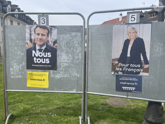 Illustration second tour des élections présidentielles 2022 : Duel Emmanuel Macron - Marine Le Pen - Deuil-la-Barre le 18 Avril 2022