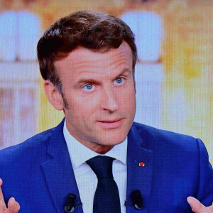 Illustration du débat télévisé entre les deux candidats en finale de l'élection présidentielle 2022 Emmanuel Macron pour LREM et Marine Le Pen pour le RN le 20 avril 2022. © Frédéric Chambert / Panoramic / Bestimage 