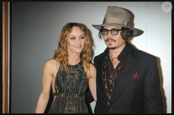 Johnny Depp et Vanessa Paradis à la soirée Chanel au VIP Room pendant le Festival de Cannes 2010.