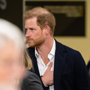 Le prince Harry, duc de Sussex, assiste à la dynamophilie lors de la 5ème édition des Jeux Invictus 2020 au Zuiderpark à La Haye, Pays-Bas, le 21 avril 2022.