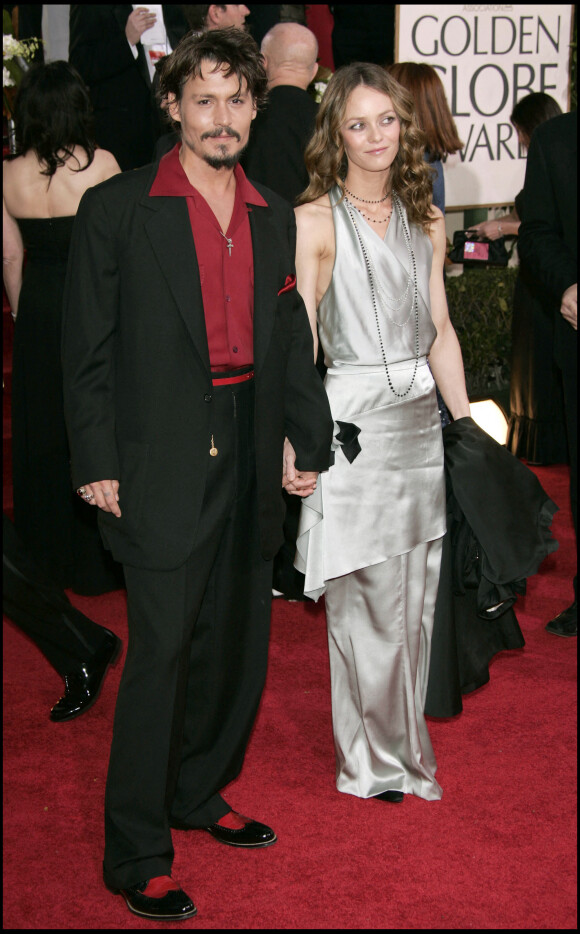 Johnny Depp et Vanessa Paradis sur le tapis rouges des Golden Globes.