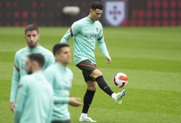 Cristiano Ronaldo lors d'une séance d'entraînement au stade Dragao de Porto, Pourtugal, le 28 mars 2022, la veille du match de football aller de la finale de qualification pour la Coupe du monde 2022 contre la Macédoine du Nord. © Atlantico Press/Zuma Press/Bestimage