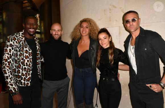 Moussa Niang et sa femme Gaya, François Alu, Denitsa Ikonomova et Maxime Dereymez - Visite privée de l'exposition Cinémode par Jean-Paul Gaultier à la cinémathèque française à Paris le 3 octobre 2021. © Veeren Ramsamy - Christophe Clovis/Bestimage 