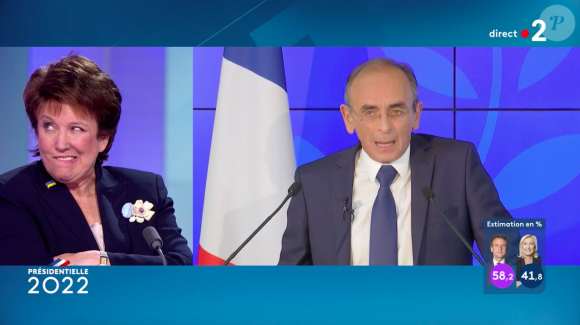 Capture d'écran de la soirée électorale de France 2 durant laquelle on voit Roselyne Bachelot réagir à l'allocution d'Eric Zemmour après la victoire d'Emmanuel Macron à la présidence de la République le 24 avril 2022