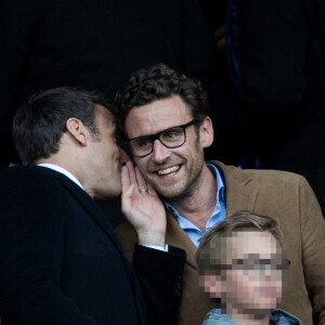 Emmanuel Macron, président de la République française, son frère Laurent Macron et ses neveux Louis et Paul-Arthur Macron - Finale de la Coupe de France: PSG - Rennes (2-2).