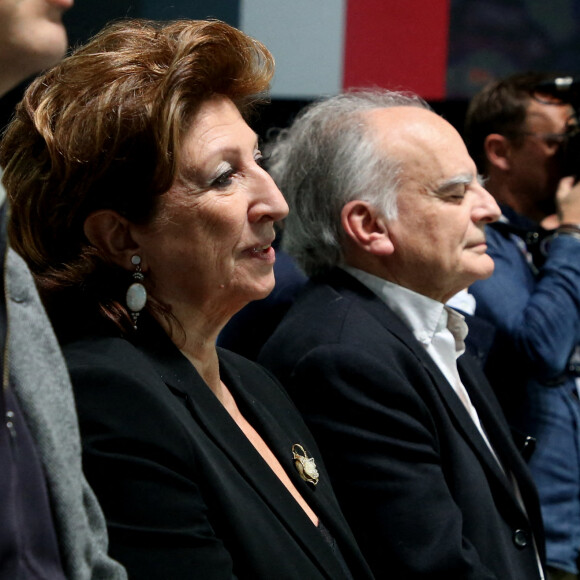 Exclusif - Les parents de Emmanuel Macron, Françoise Noguès et Jean-Michel Macron - Le président de la République française et candidat du parti centriste La République en marche (LREM) à la réélection, a effectué son premier grand meeting de campagne à La Défense Arena à Nanterre le 2 avril 2022