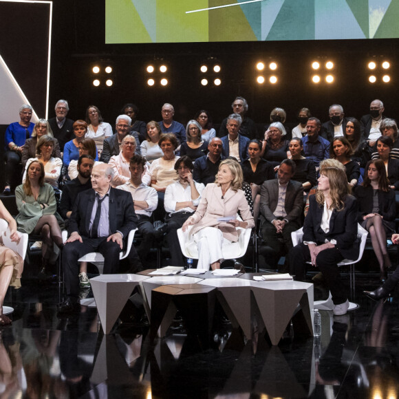 Exclusif - Germain Louvet, Ludmila Pagliero, Michel Jonasz, Claire Chazal, Jane Birkin, Nina Bouraoui, Frederic Beigbeder - Enregistrement de l'émission "Le grand échiquier", diffusée le 29 avril sur France 2 © Cyril Moreau / Bestimage "