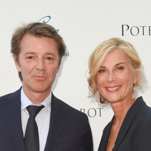 Michèle Laroque et son compagnon François Baroin - Soirée du 90ème anniversaire de Line Renaud sur le Bateau Potel et Chabot "Pavillon Seine" à Paris le 2 juillet 2018. © Coadic Guirec/Bestimage 