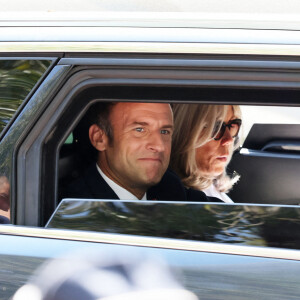Le président Emmanuel Macron et la première dame Brigitte Macron sont allés voter au Touquet pour le 2ème tour des élections présidentielles