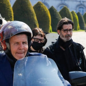 Patrick Poivre d'Arvor - Sorties de l'hommage funèbre à Jacques Perrin aux Invalides à Paris, France, le 29 avril 2022. © Christophe Clovis/Bestimage