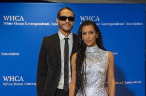 Kim Kardashian : Première sortie officielle en amoureux avec Pete Davidson, elle rayonne devant Joe Biden !