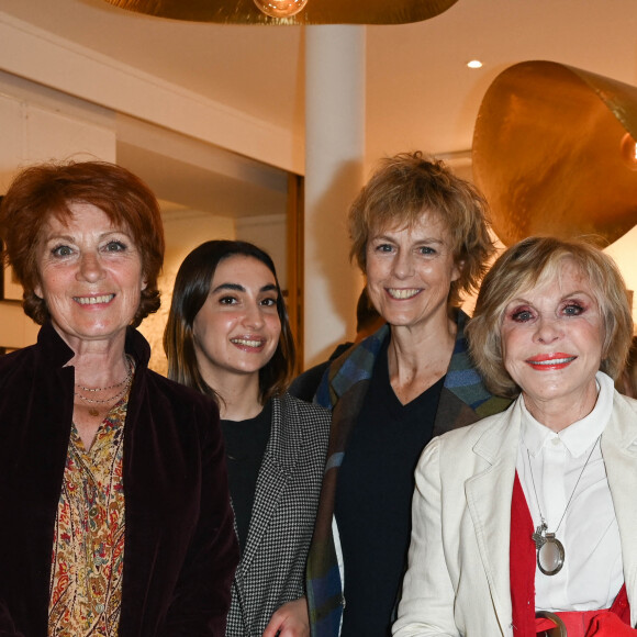 Exclusif - Véronique Genest, Fanny Brucher, Anne Richard et Sophie Darel - Lancement du complément alimentaire "Elix'Science", gamme des produits de beauté DERMOIONIQ à base de collagène d'eau douce, issu de la revalorisation des peaux d'esturgeons, au Concept Store Chamberlan à Paris. Le 27 avril 2022 © Coadic Guirec / Bestimage 