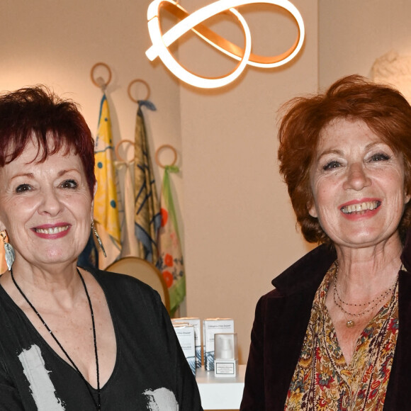 Exclusif - Fabienne Thibeault et Véronique Genest - Lancement du complément alimentaire "Elix'Science", gamme des produits de beauté DERMOIONIQ à base de collagène d'eau douce, issu de la revalorisation des peaux d'esturgeons, au Concept Store Chamberlan à Paris. Le 27 avril 2022 © Coadic Guirec / Bestimage 