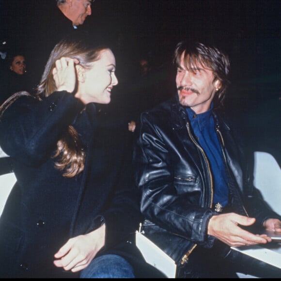 Archives : Florent Pagny et Vanessa Paradis au défilé de mode Chanel en 1992