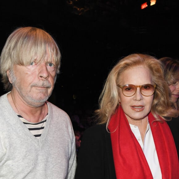 Le chanteur Renaud (Renaud Séchan) et Sylvie Vartan - People au concert de Dave à Bobino à Paris le 18 novembre 2019. © Coadic Guirec/Bestimage