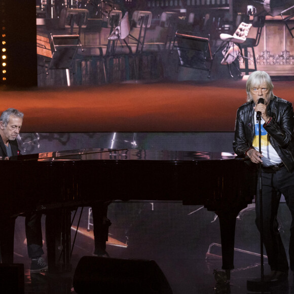 Renaud, Jean Paul Rouve et Alain Lanty - Enregistrement de l'émission "Joyeux anniversaire Renaud" au Dôme de Paris, diffusée le 10 mai sur France 2 © Cyril Moreau / Bestimage