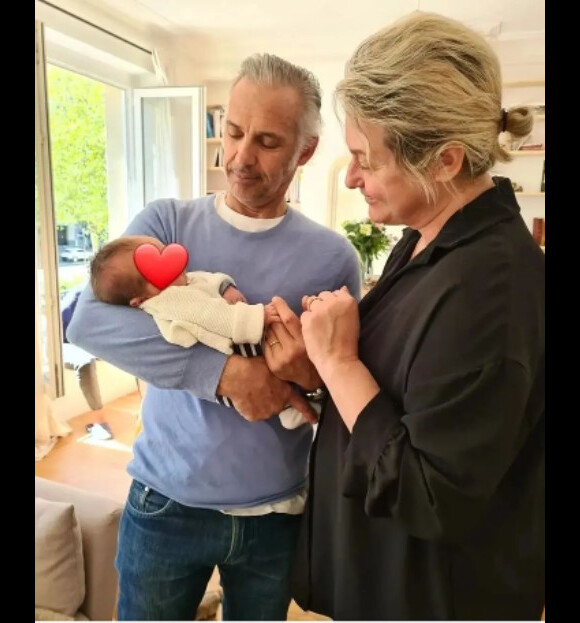 Paul et Luana Belmondo avec leur petit-fils, Vahé @ Instagram / Méliné Ristiguian