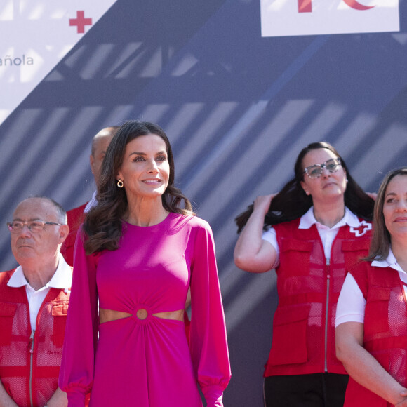 La reine Letizia d'Espagne préside la commémoration de la Journée mondiale de la Croix-Rouge et du Croissant-Rouge à l'Oceanográfic à Valence, Espagne, le 10 mai 2022. 