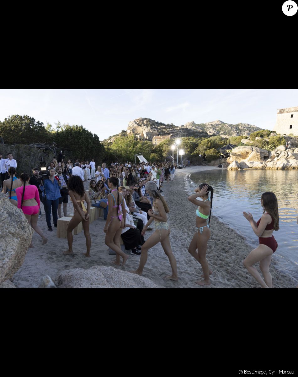 Défilé Etam Croisière 2022 au Domaine de Murtoli, Corse le 12 mai 2022. © Cyril Moreau / Bestimage