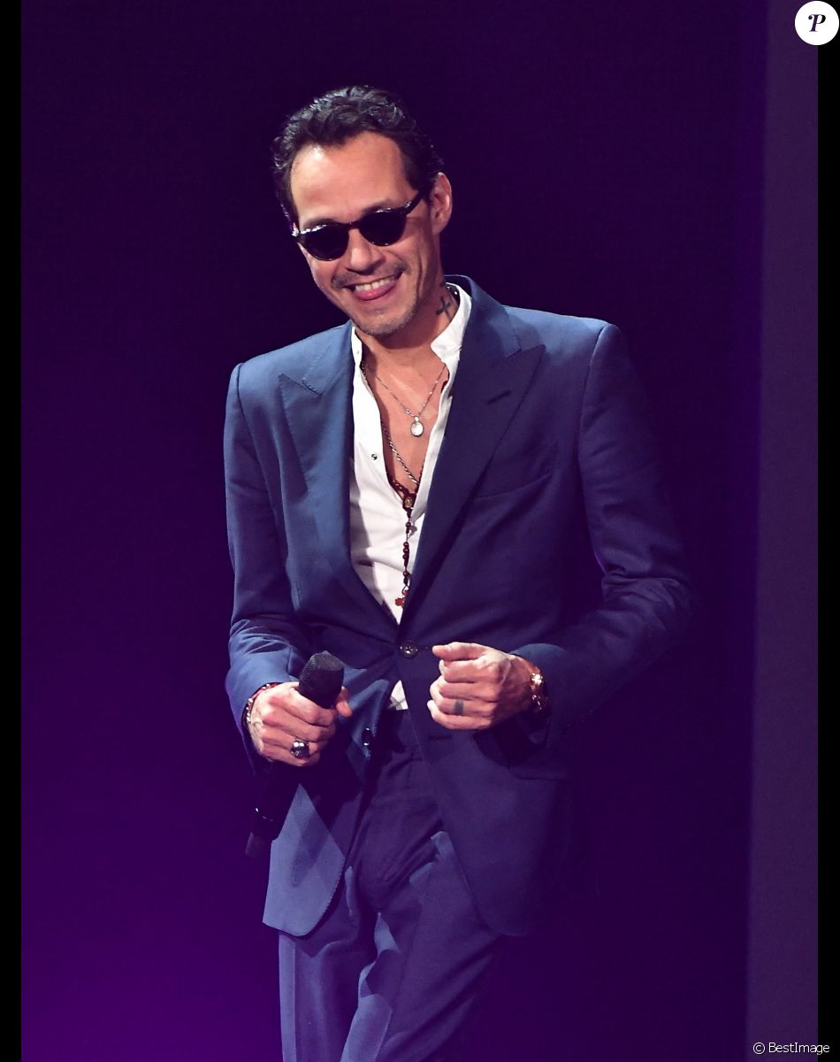 Marc Anthony - Les célébrités participent au "iHeartRadio Fiesta Latina Show" à Miami le 3 novembre 2018.