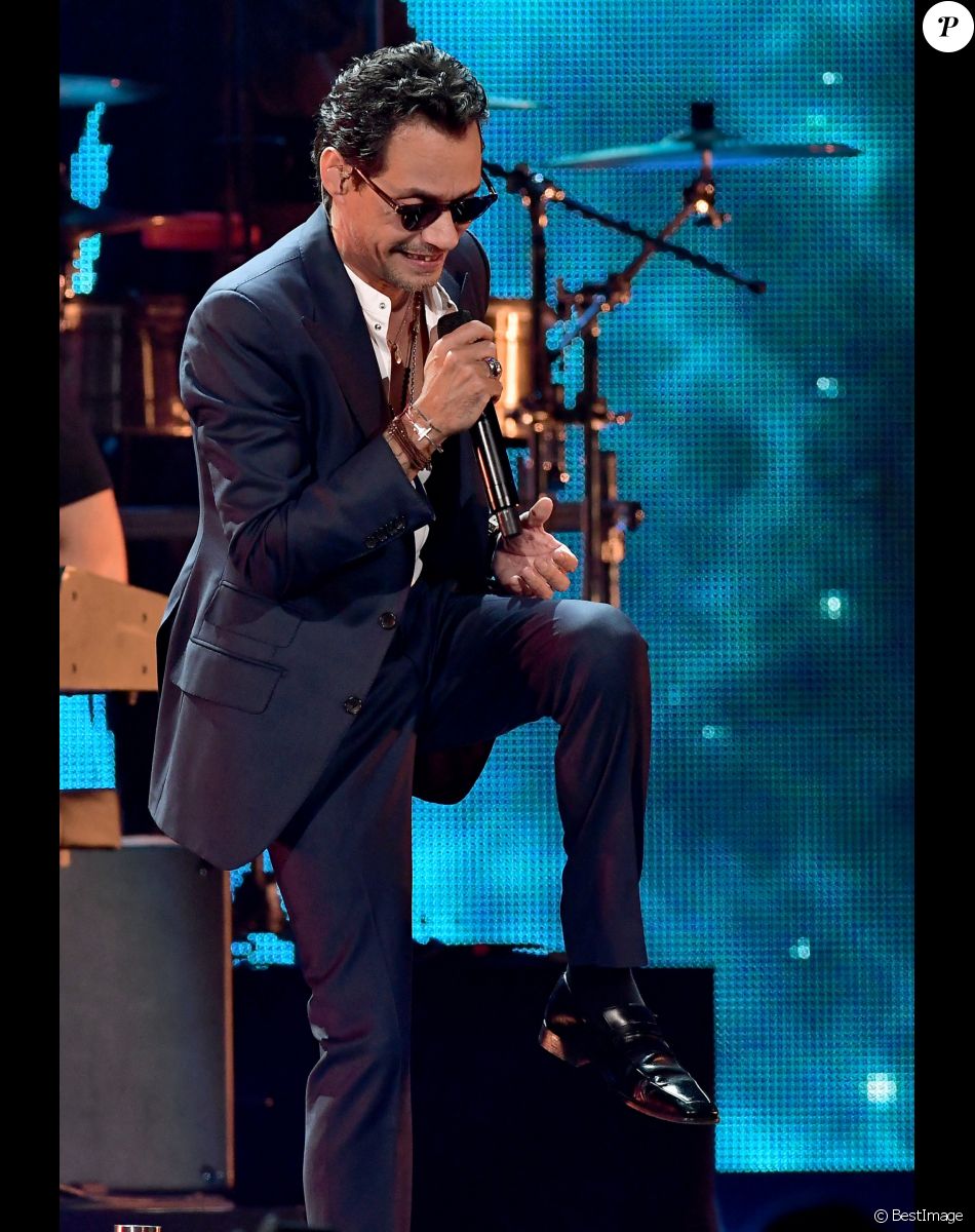 Marc Anthony - Les célébrités participent au "iHeartRadio Fiesta Latina Show" à Miami le 3 novembre 2018.