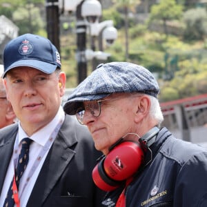 Le prince Albert II de Monaco dans les stands du Grand Prix de Monaco Historique 2022, à Monaco, le 13 mai 2022. © Claudia Albuquerque/Bestimage