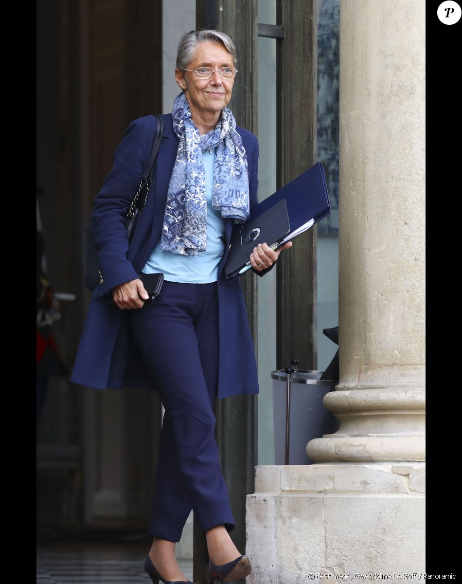 Elisabeth Borne, ministre de la Transition écologique et solidaire - Sortie du conseil des ministres du 9 octobre 2019 au palais de l'Elysée à Paris