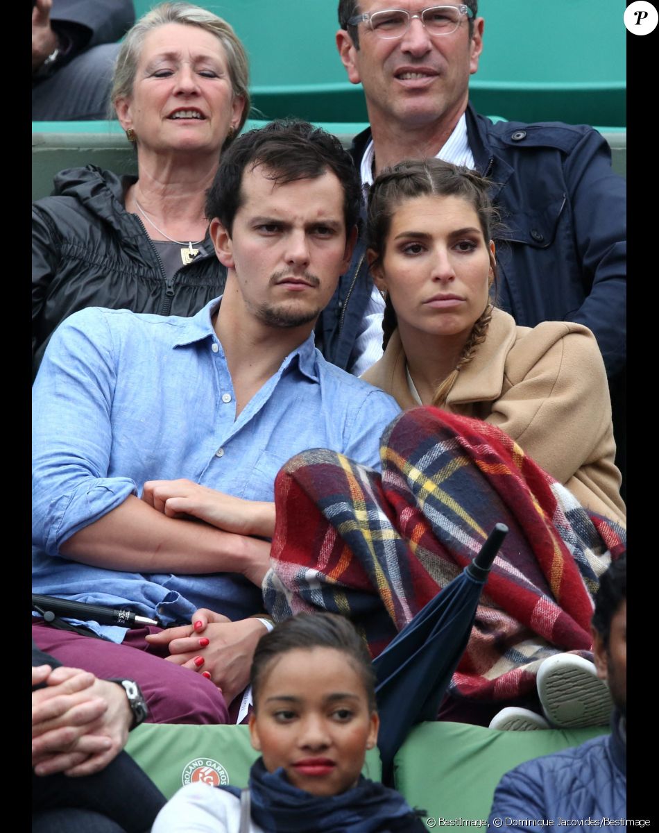 Laury Thilleman et son compagnon Juan Arbelaez - People dans les tribunes lors du Tournoi de Roland-Garros (les Internationaux de France de tennis) à Paris, le 29 mai 2016. © Dominique Jacovides/Bestimage