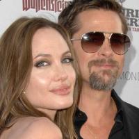 Regardez Brad Pitt et Angelina Jolie, unis et amoureux, à l'occasion d'une belle soirée hollywoodienne !