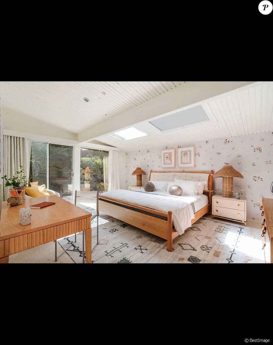 Emma Stone vend sa villa à Malibu pour 4.3 millions de dollars.