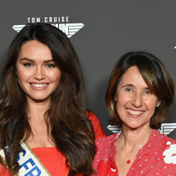 Diane Leyre (Miss France 2022) et Alexia Laroche-Joubert - Avant-première du film "Top Gun Maverick" à l'UGC Normandie à Paris le 19 mai 2022. © Coadic Guirec/Bestimage