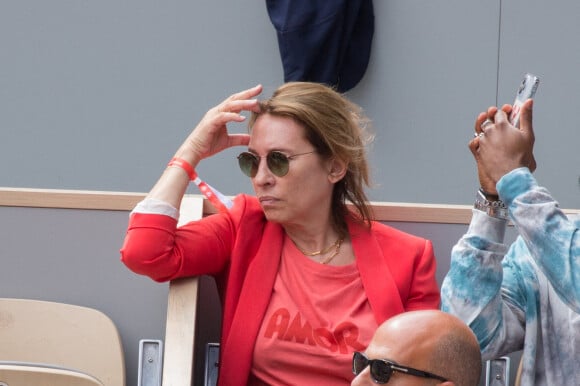 Emmanuelle Bercot - People des les tribunes des Internationaux de France de Tennis de Roland Garros 2022 - Jour 1. à Paris le 22 mai 2022.