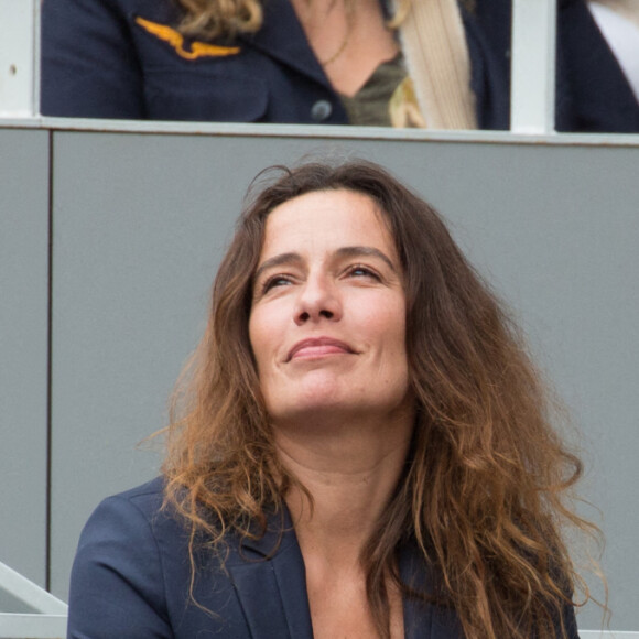 Zoé Félix et son frere Tom Nicolazo - People des les tribunes des Internationaux de France de Tennis de Roland Garros 2022 - Jour 1. à Paris le 22 mai 2022.