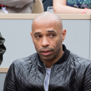 Thierry Henry - People des les tribunes des Internationaux de France de Tennis de Roland Garros 2022 - Jour 1. à Paris le 22 mai 2022.